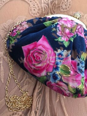 Jessica McClintock Velvet Floral Evening Clutch with Gold Chain